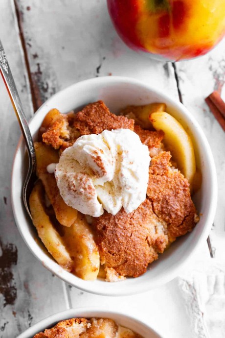 Paleo Apple Cobbler