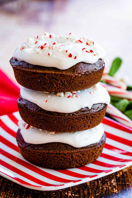 Gluten Free Peppermint Chocolate Donuts