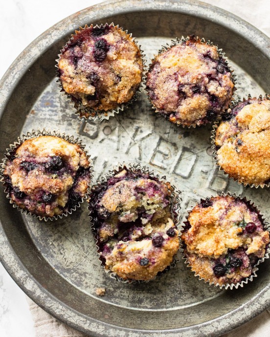 One Bowl Blueberry Oatmeal Muffins