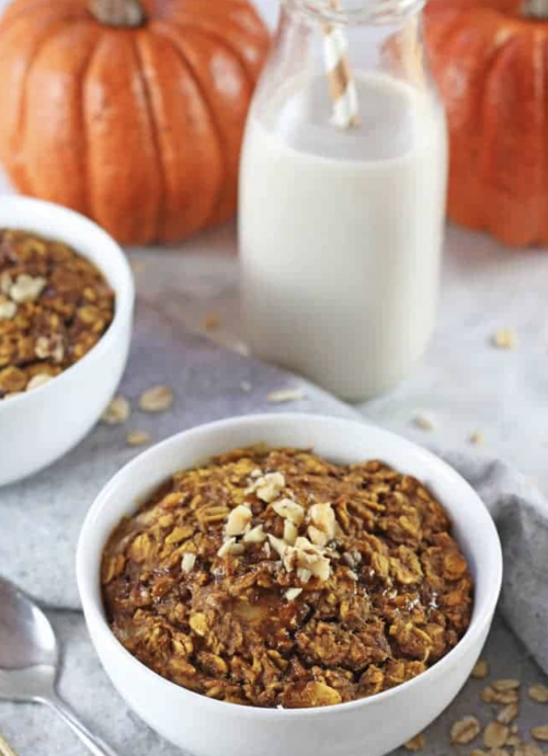 Vegan baked pumpkin oatmeal