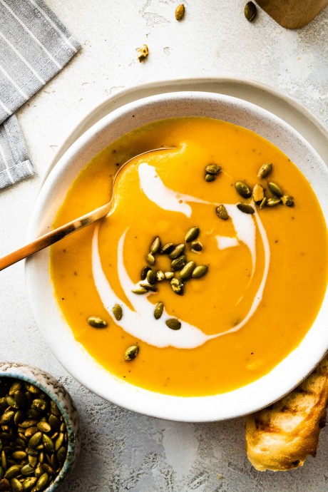Roasted Butternut Squash Pear Ginger Soup