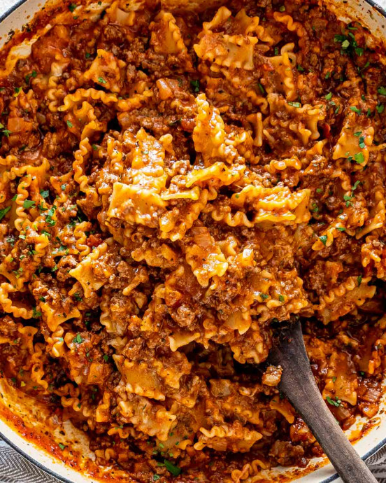 One Pot Hamburger Helper Lasagna