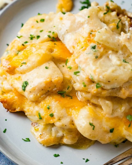 Cheesy Potato Casserole Side Dish