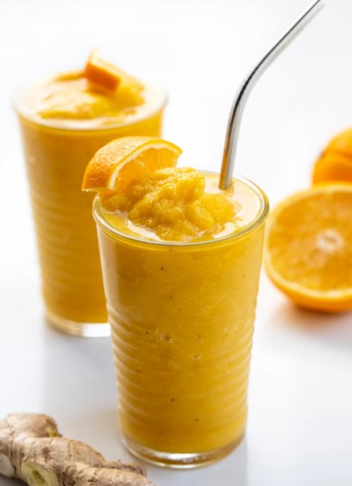 Pineapple Ginger Turmeric Smoothie