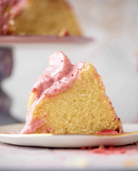 Pound Cake With Strawberry Icing