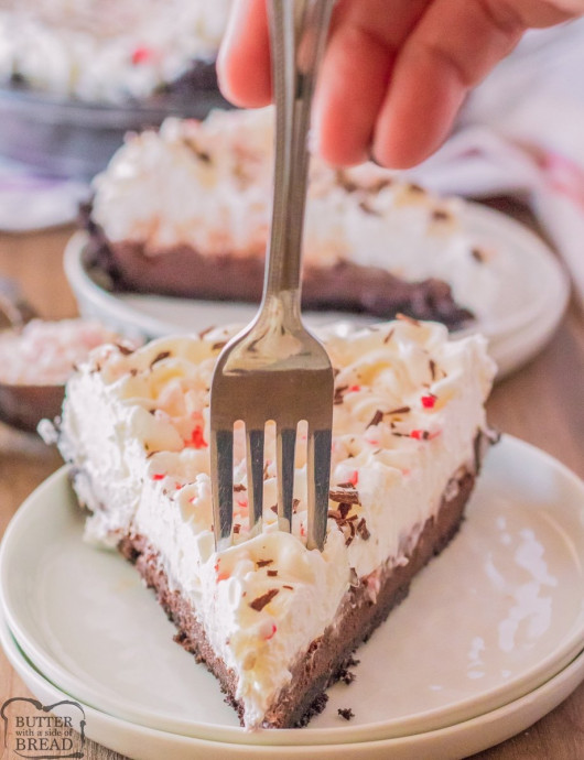 Dark Chocolate Peppermint Cream Pie