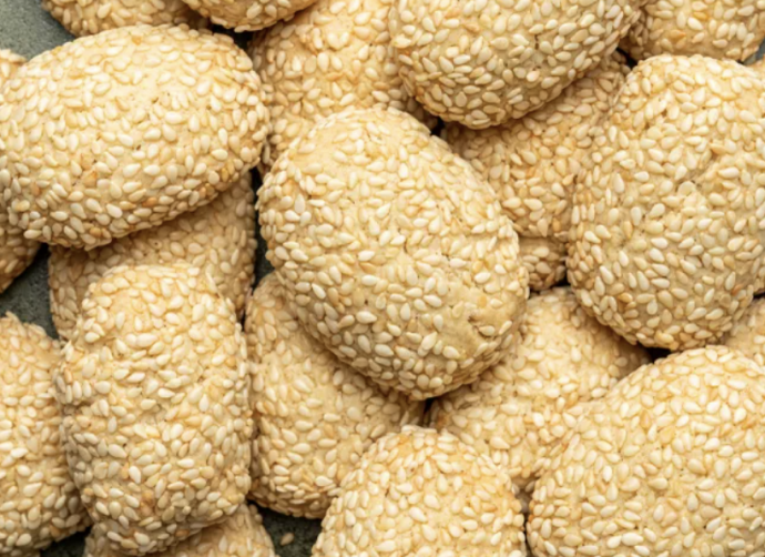 Toasted Sesame Seed Cookies