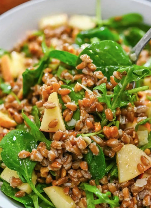 Farro Salad with Apple and Arugula