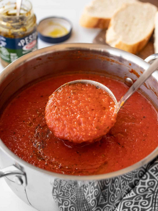 Tomato And Roasted Red Pepper Soup