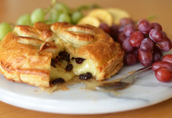 Baked Brie en Croûte with Honey, Dried Cherries, Rosemary & Pecans