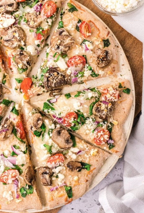 Spinach Mushroom and Feta Pizza