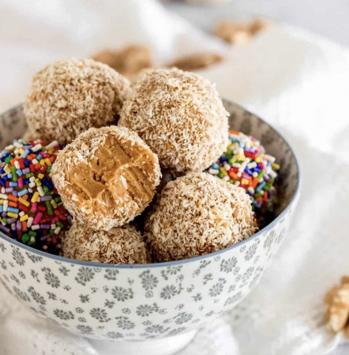 Dulce de leche coconut fudge truffles