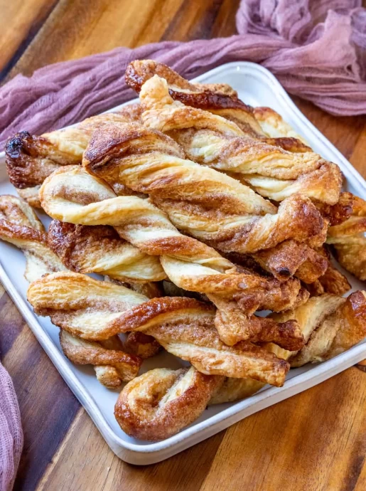 Cinnamon Twists Cinnamon Twists