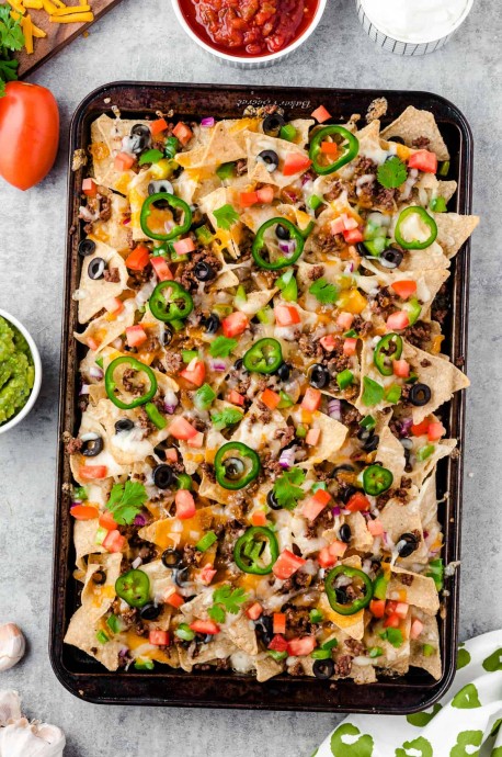 Beef Sheet Pan Nachos