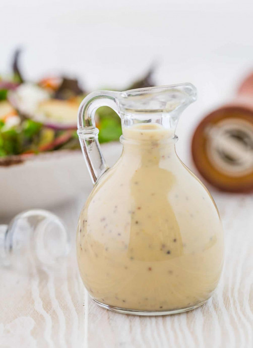 Creamy Maple Dressing With Black Pepper