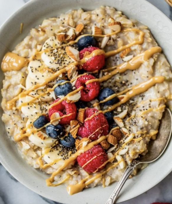 Peanut Butter Breakfast Oatmeal Bowl