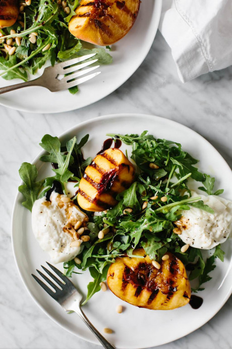 Grilled Peach and Burrata Salad