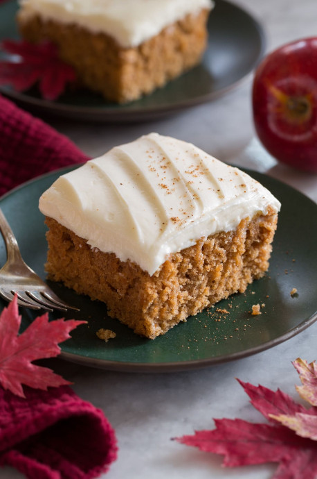 Applesauce Cake