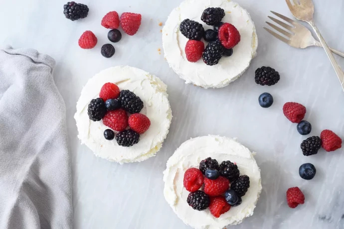 No-Bake Cool Whip Cheesecake