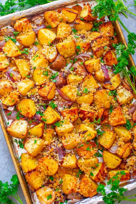 Crispy Parmesan Ranch Roasted Potatoes