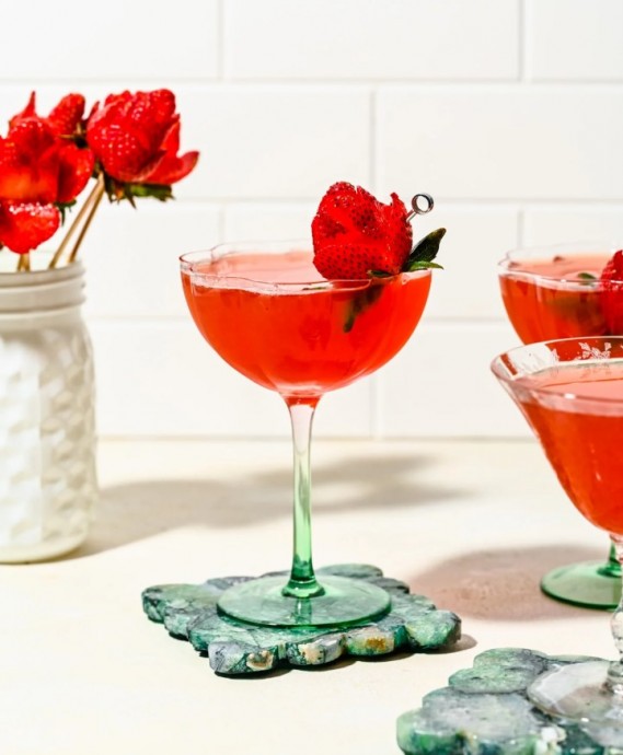 Strawberry Martini Strawberry Martini