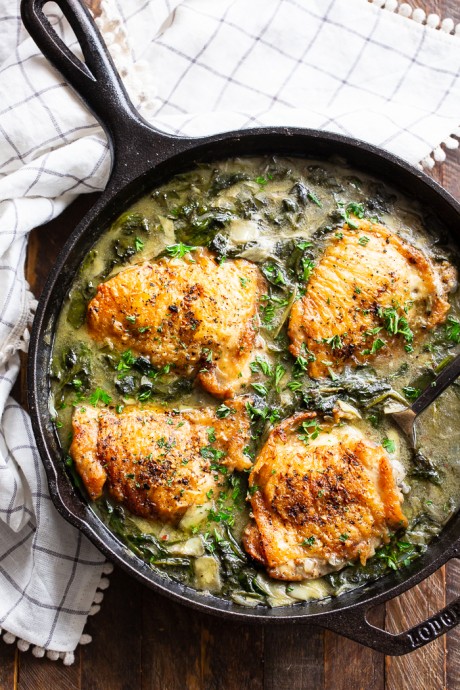 One-Skillet Spinach Artichoke Chicken