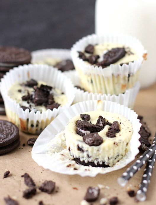 Oreo Mini Cheesecakes