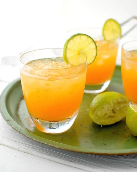 Fresh Peach Margarita and Fresh Peach Spritzer (Non-Alcoholic) Fresh Peach Margarita and Fresh Peach Spritzer (Non-Alcoholic)