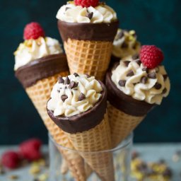 Cannoli Cones