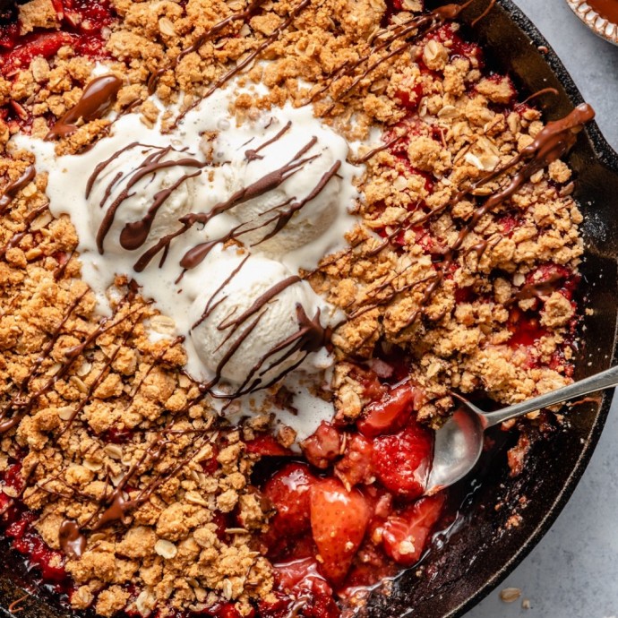 Strawberry Crisp with Peanut Butter Oatmeal Cookie Crumble