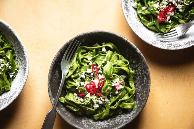 Tallarines Verdes (South American Green Noodles)
