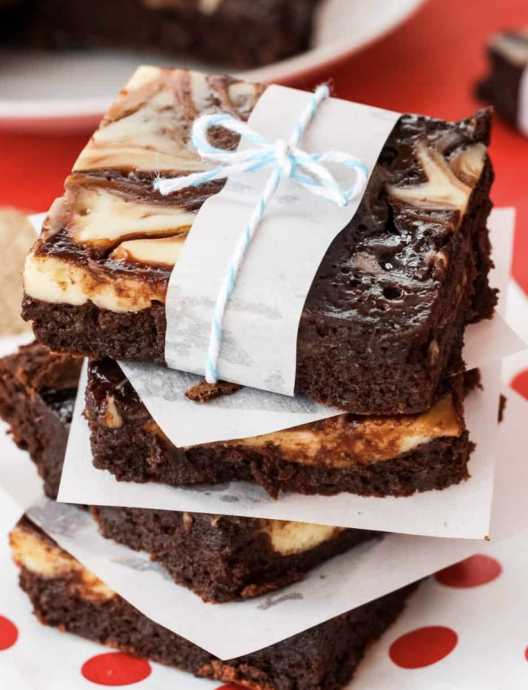 Flourless Nutella Cheesecake Swirl Brownies