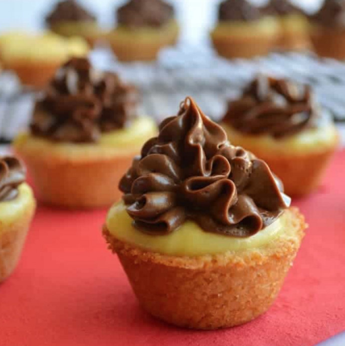 Eclair Cookie Cups