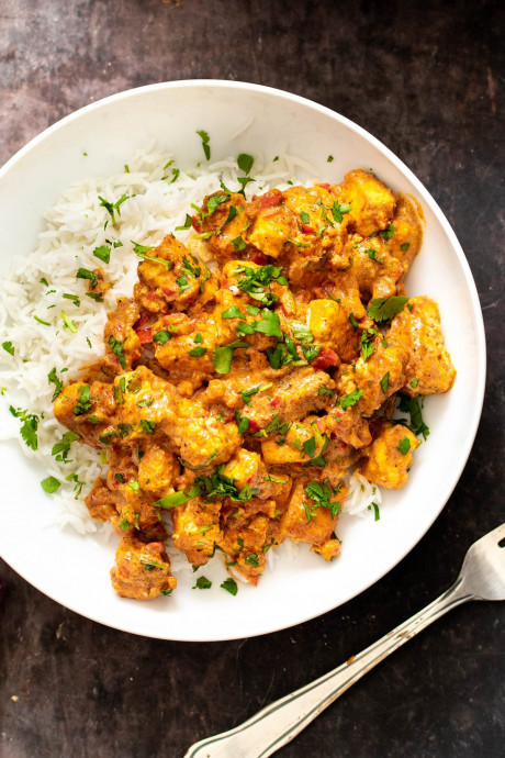 Vegan Tofu Rogan Josh (Tofu In Chili Yogurt Sauce)