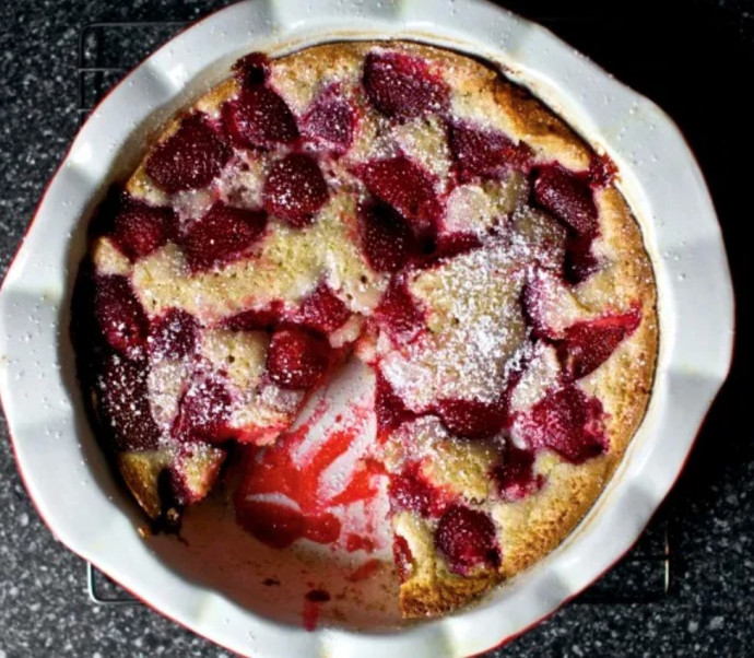 Strawberry Summer Cake