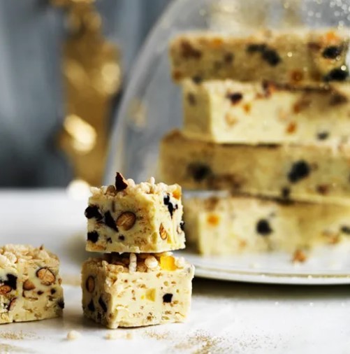 White Christmas with sour cherries, almonds and Grand Marnier White Christmas with sour cherries, almonds and Grand Marnier