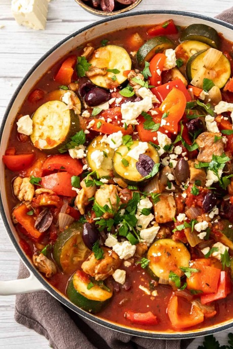 Mediterranean Chicken Casserole