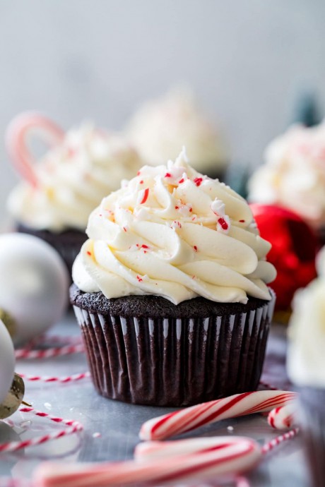 Peppermint Bark Cupcakes Peppermint Bark Cupcakes