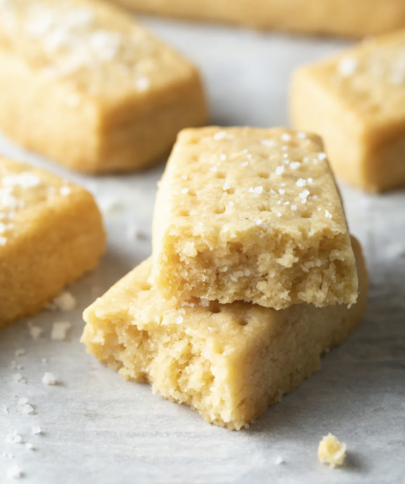 Scottish Shortbread (Easy Shortbread Cookie Recipe)