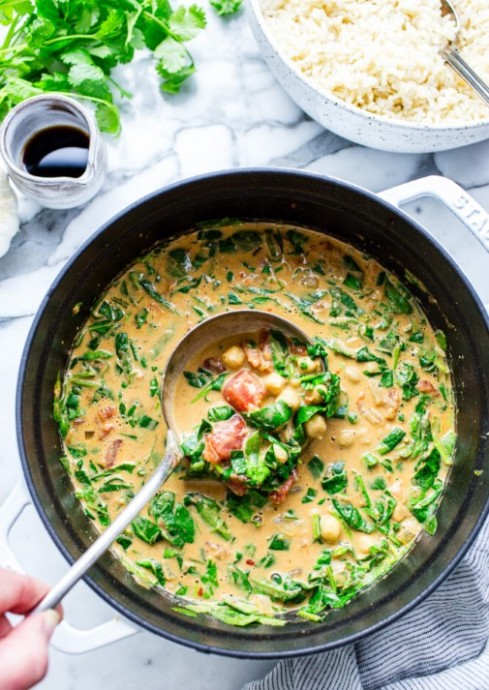 35 Minute Chickpea Spinach Curry With Coconut Milk