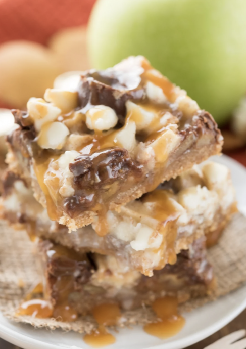 Caramel Apple Pie Magic Bars