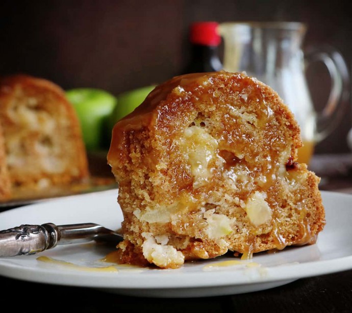 Apple Bundt Cake