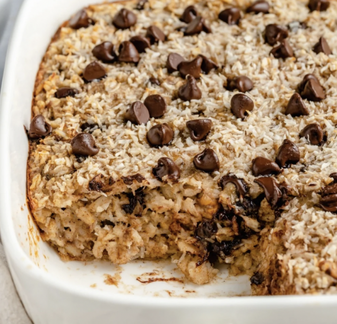 Chunky Monkey Banana Baked Oatmeal