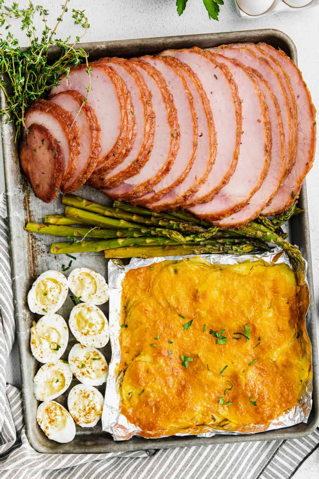 Sheet Pan Easter Dinner with Ham, Scalloped Potatoes, Asparagus, and ...
