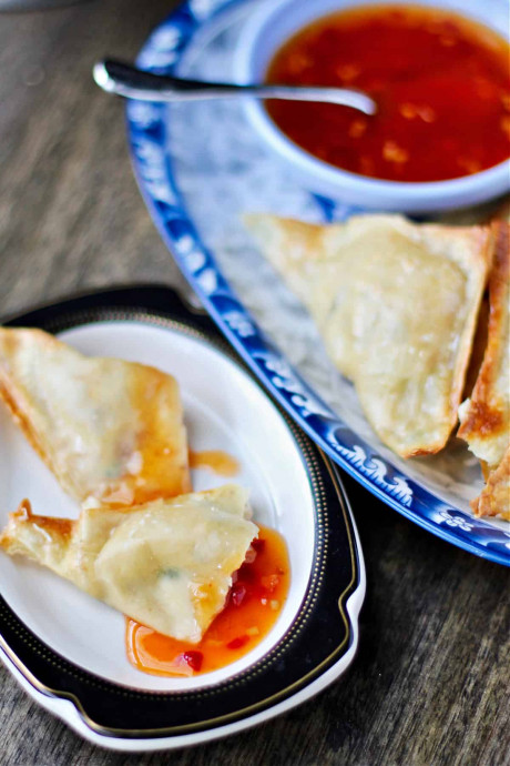 Air Fryer Crab Rangoon (Crab And Cream Cheese Filled Wontons)