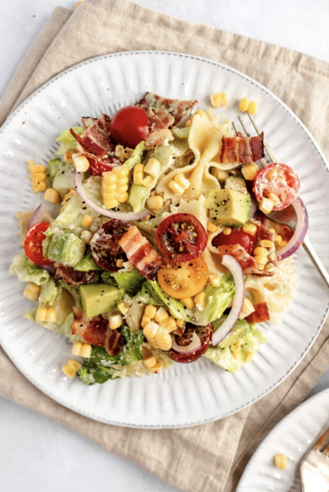 Damn Good BLT Pasta Salad with Creamy Jalapeño Cashew Dressing