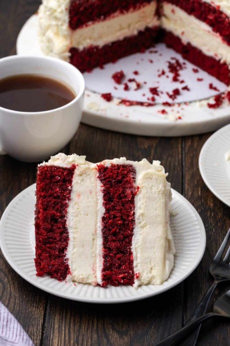 Red Velvet Cheesecake
