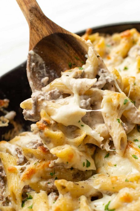 Ground Beef Alfredo Bake