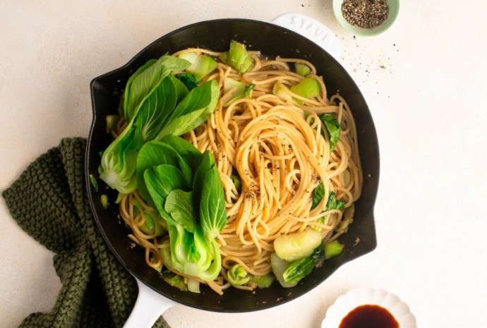Spaghetti with Bok Choy Spaghetti with Bok Choy