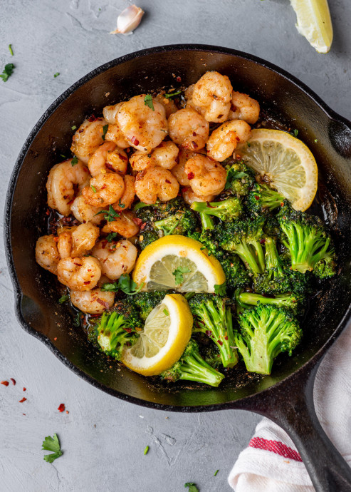 Skillet Garlic Butter Shrimp and Broccoli